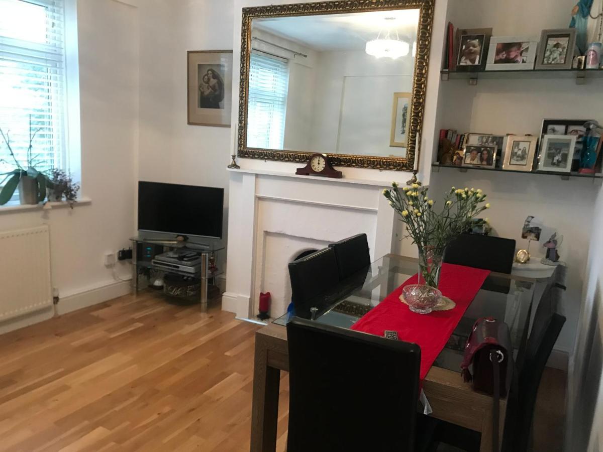 Bright Balham Apartment London Eksteriør bilde